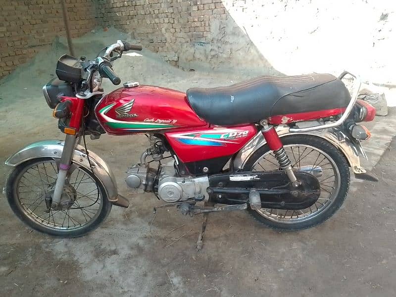 Honda CD 70 model 2015/16 03127915119 0