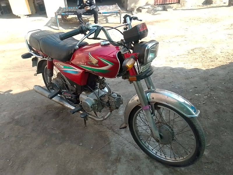 Honda CD 70 model 2015/16 03127915119 2