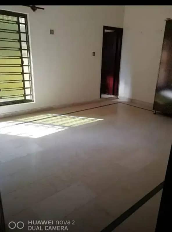 Flat for rent in affshan colony koub line near Askari 11 6