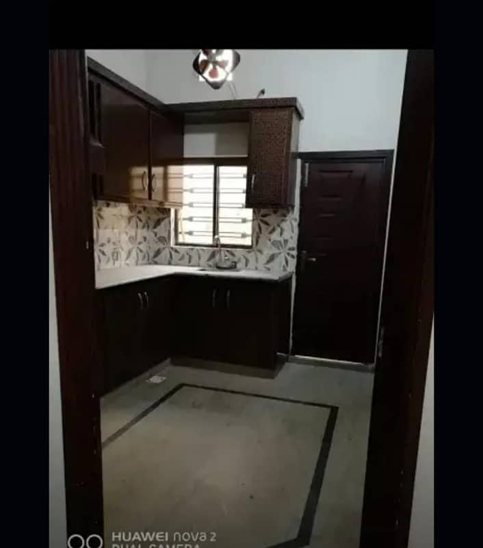 Flat for rent in affshan colony koub line near Askari 11 7