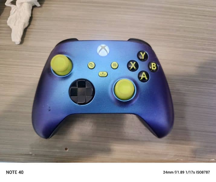 Xbox Wireless Controller (Series X/S) 0