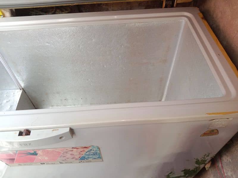 national D freezer for sale 60000 0