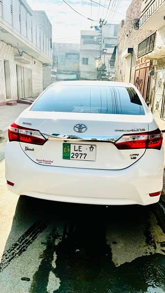 Toyota Altis Grande 2016/17 1