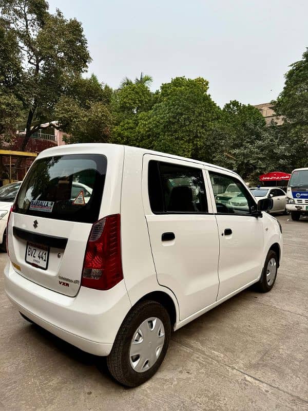 Suzuki Wagon R 2022 12