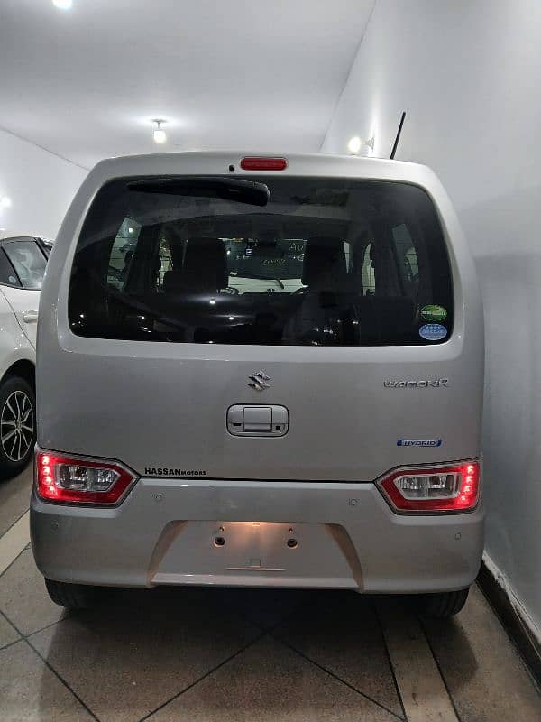 Suzuki Wagon R 2021/2024 10