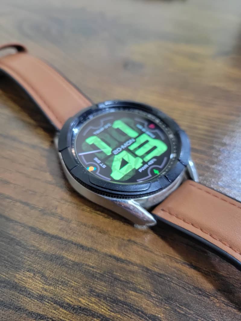 **Samsung watch 3 in mint condition along with armoured Sporty Casing* 8