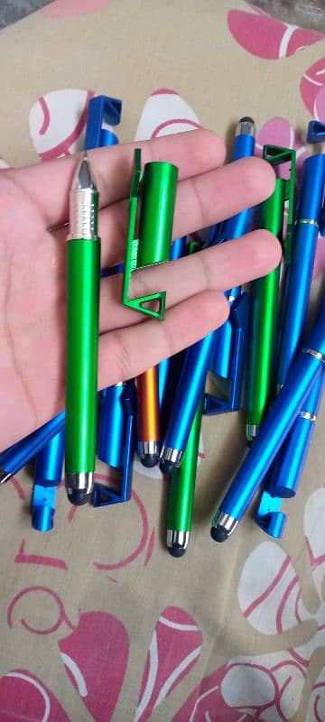 Stylus Pen Quantity Available on Wholesale Stationary 3