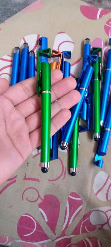 Stylus Pen Quantity Available on Wholesale Stationary 4