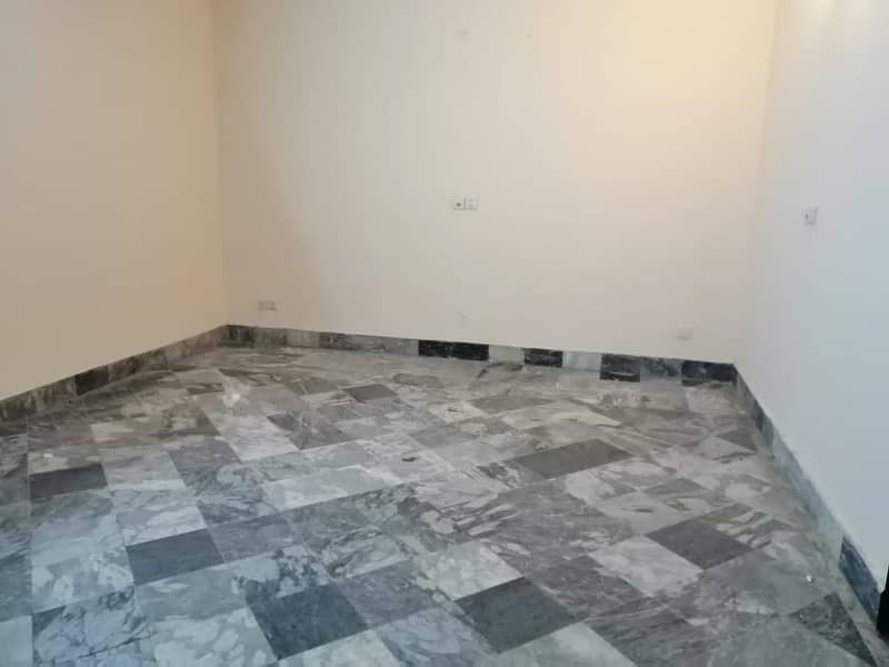 10 Marla Upper Portion Up For rent In Johar Town 2