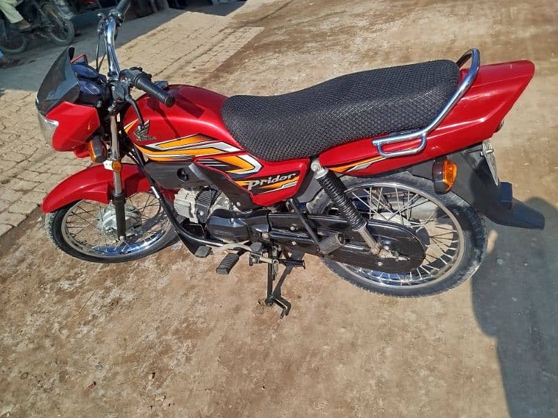 Honda pridor 100 cc 2022 model 6