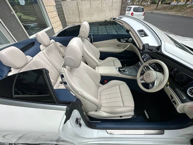 Mercedes Benz Cabriolet AMG E-200 - 2020 10