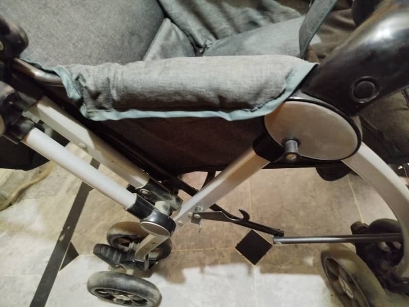 Baby pram 4