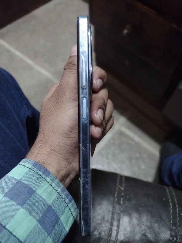 Infinix hot40i 10/10 condition 2