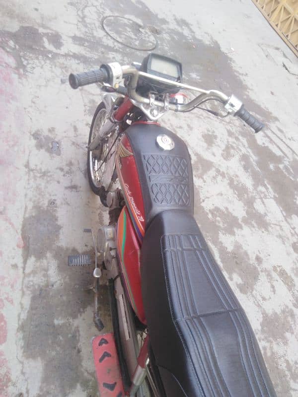 2007 model 70cc bike 4