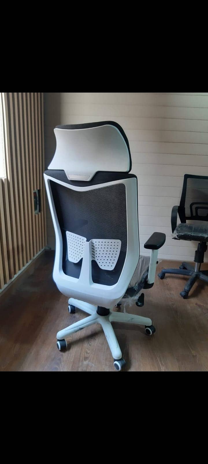 Executive Chairs|Office Chairs| CEO Chairs| Revolving Chairs 4