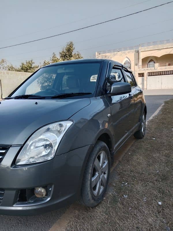 Suzuki Swift 2012 1