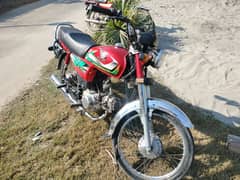 Honda CD 70 10/10 condition one handed used