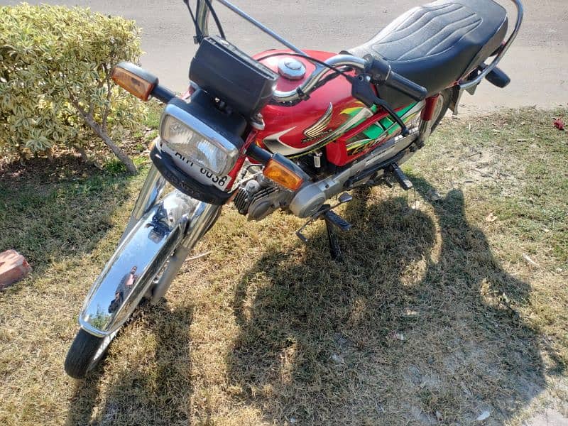 Honda CD 70 10/10 condition one handed used 2