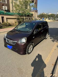 Daihatsu Mira 2012