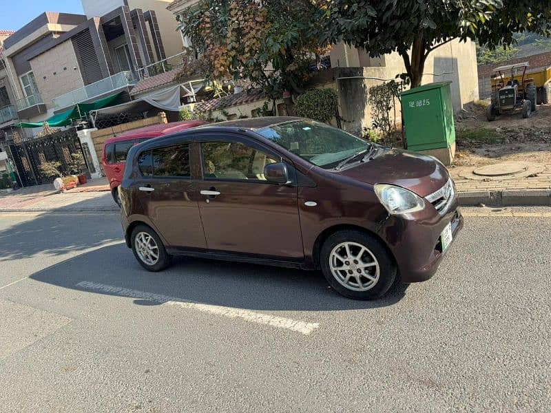 Daihatsu Mira 2012 6