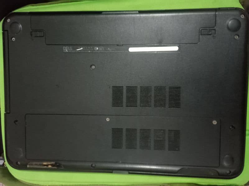 Dell Inspiron 3521 (Core i3, 3rd gen) 1