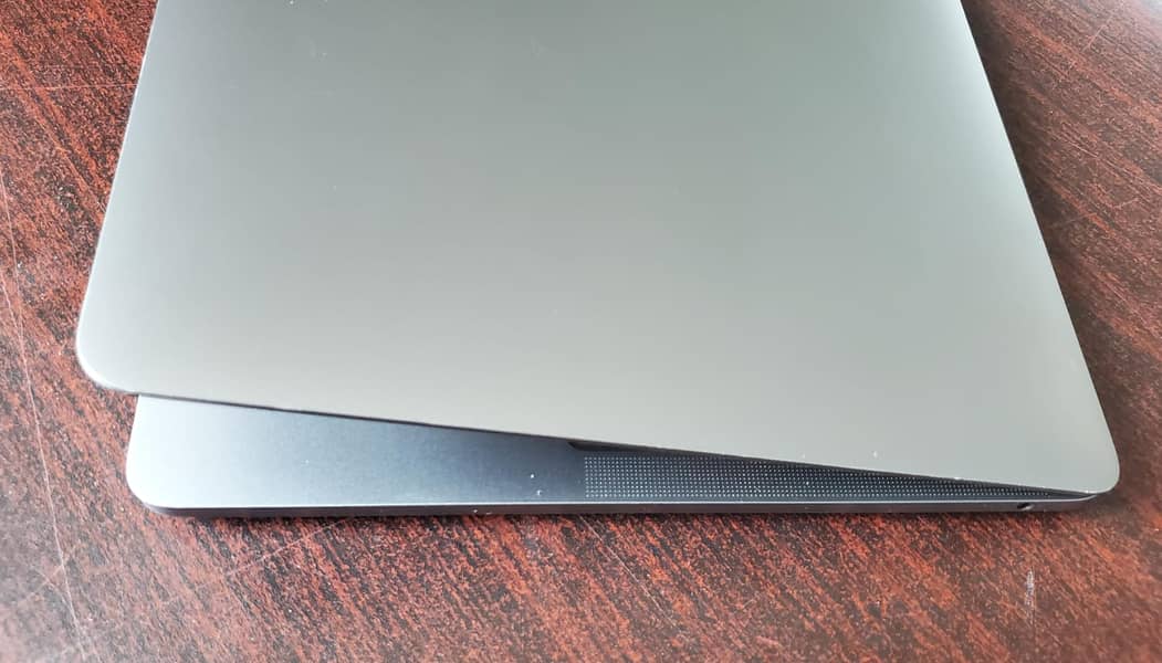 MACBOOK PRO 2022 13" M2 16GB RAM 256GB SSD 5