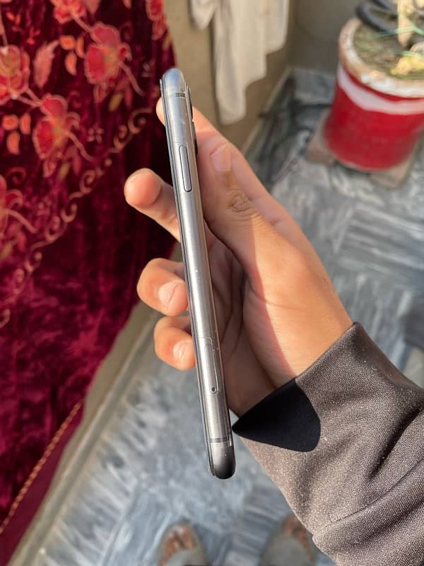 IPhone 11 128Gb PTA Approved 6