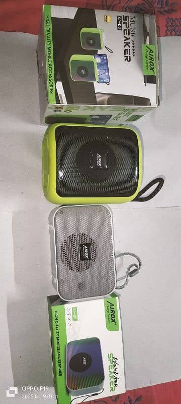 airox company k bluetooth speaker h. memrey card bi dalta ha. 5