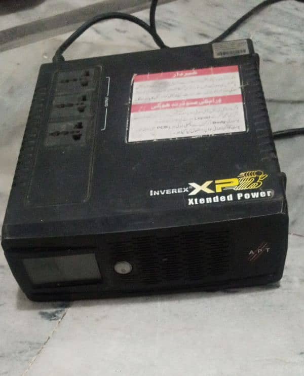 inverx UPS 1000 Watt. 12 volt DC input. 0