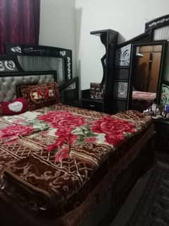 bed set and dressing almari