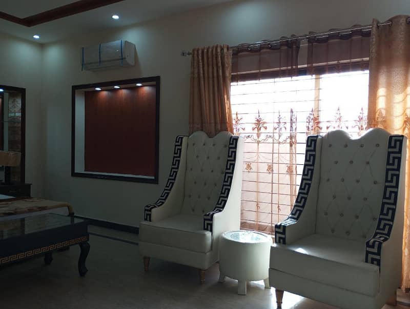 1 KANAL FULLY FURNISHED HOUSE AVAILABLE FOR RENT IN TIP HOUSING SOCIETY 14