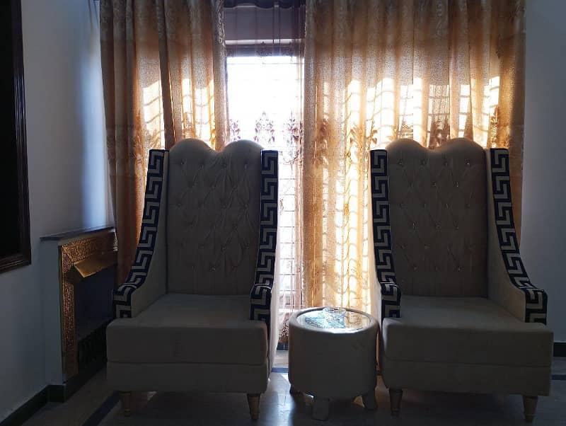 1 KANAL FULLY FURNISHED HOUSE AVAILABLE FOR RENT IN TIP HOUSING SOCIETY 22