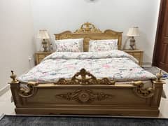 Queen Bedroom Set with 2 Nightstands 1 Dressor 1 Stool