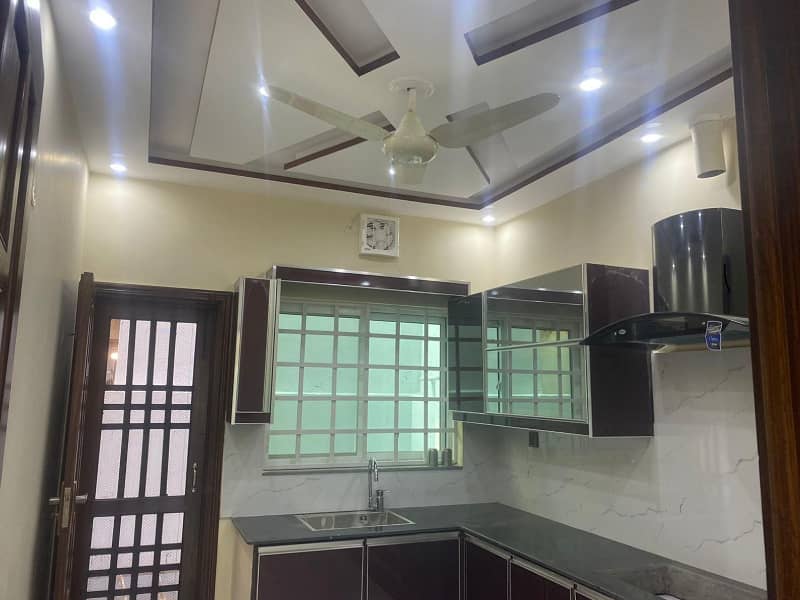 5 MARLA FULL HOUSE NON FURNISHED ROE RENT IN BAHRIA TOWN LAHORE 16