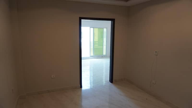 2 BED ROOM APARTMENT NON FURNISHED IN BAHRIA TOWN LAHORE 11