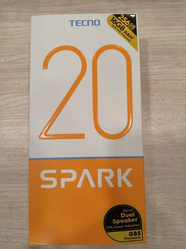 Tecno Spark 20 8+8/256GB 6