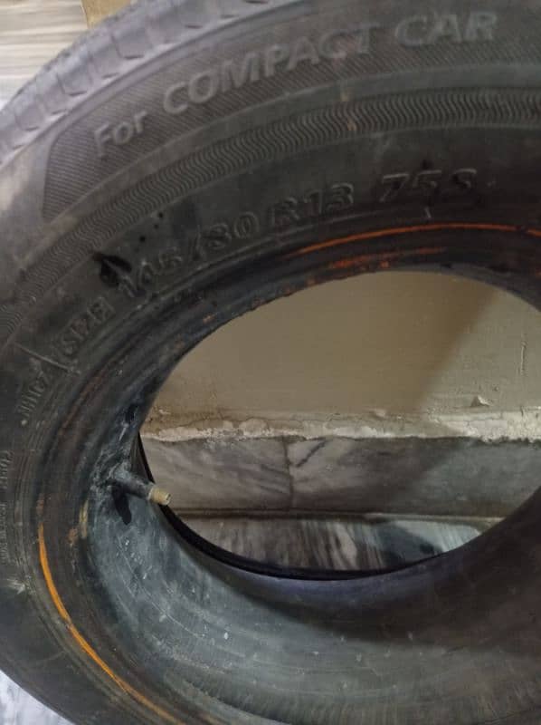 Tyre for sale 145/80/R13 1