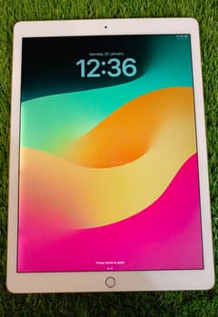 iPad Pro 12.9" 2nd Gen 2017 64GB Mint Condition