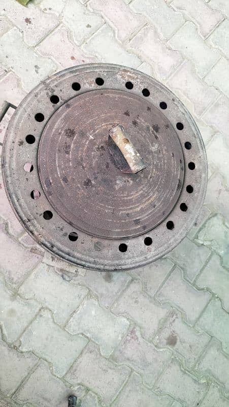 Gas Tandoor good condition ma hai 0