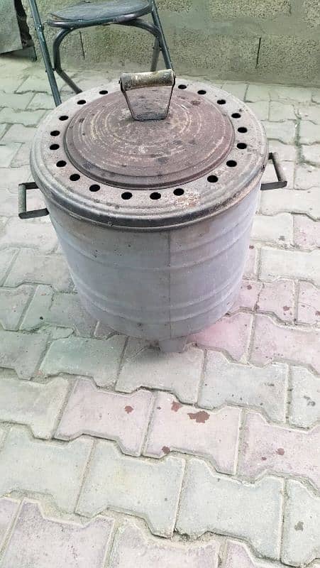 Gas Tandoor good condition ma hai 5