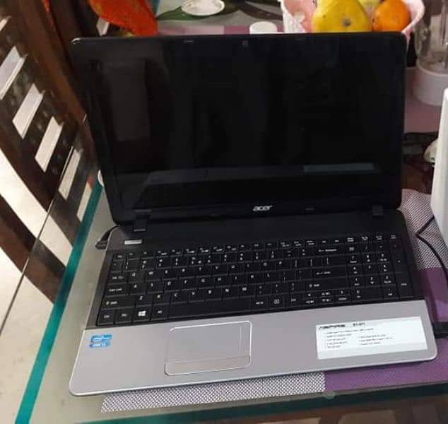 Acer laptop Core i3 3rd. generation 1