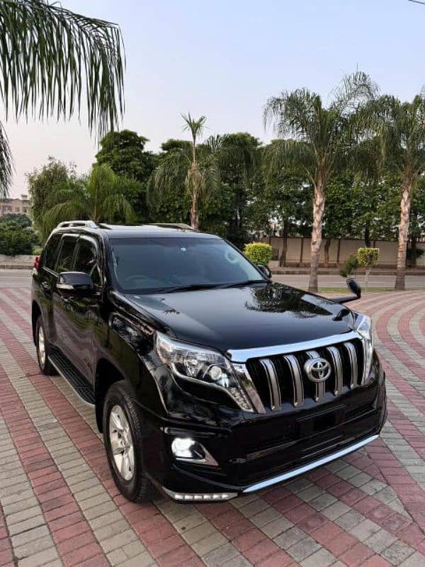 Toyota Prado 2012 Txl ( 5 seater ) 1