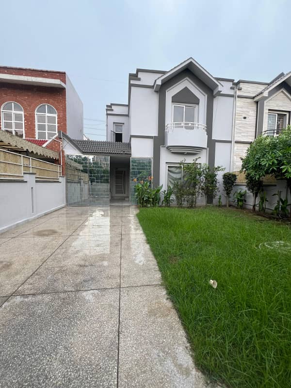 10 Marla Slightly Used House With Gas Available For Rent In Lake City Sector M-7 Block A 5