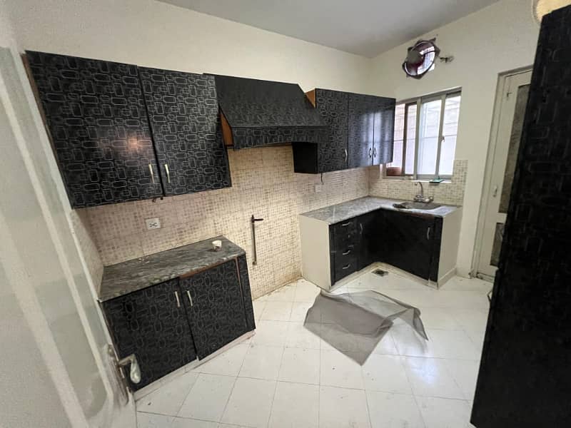 10 Marla Slightly Used House With Gas Available For Rent In Lake City Sector M-7 Block A 14