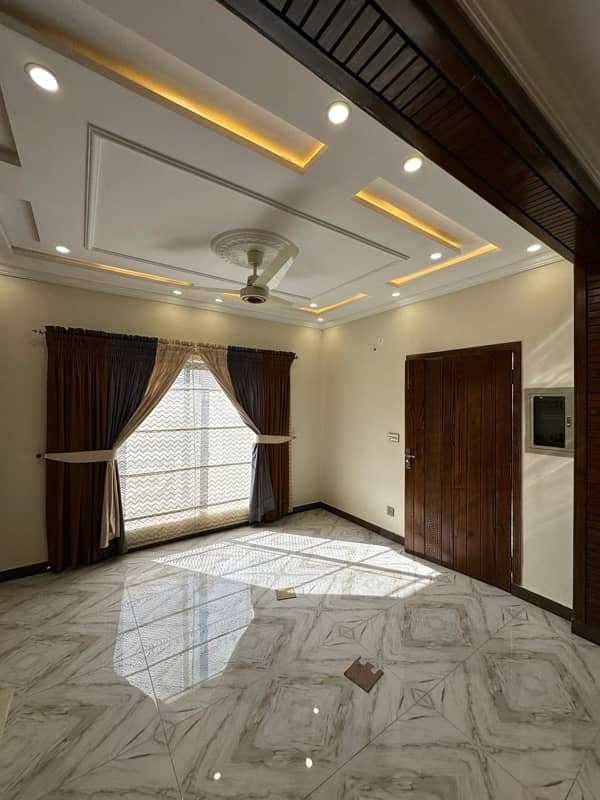 5 Marla Residential House For Sale In Overseas C Block Bahria town Lahore Nearby Commercial Market, Mosque and School 5