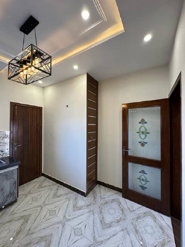 5 Marla Residential House For Sale In Overseas C Block Bahria town Lahore Nearby Commercial Market, Mosque and School 15