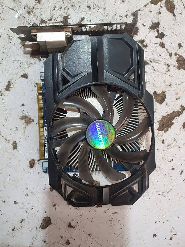 2gb graphic card 0