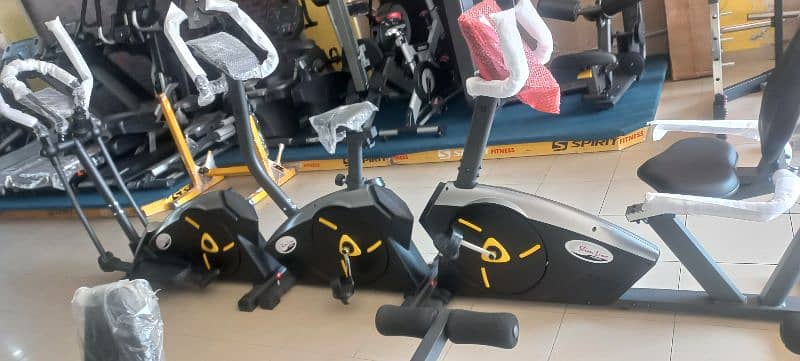 slimline European Elliptical coress trainer gym and fitness machine 7