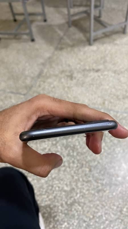 Iphone 8 PTA Aproved 5