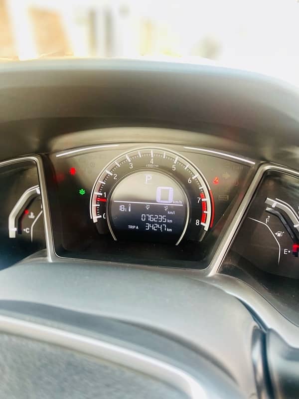 Honda Civic VTi Oriel 2019 meter 79000km 12